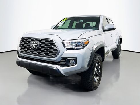 Used 2021 Toyota Tacoma TRD Off-Road image 10