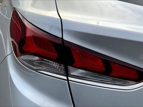 Used 2018 Hyundai Sonata Limited FWD image 23