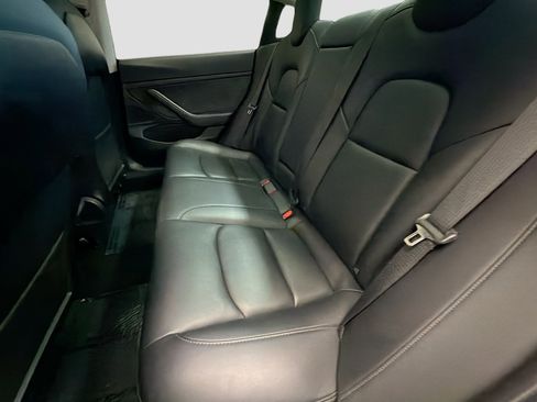 Used 2020 Tesla Model 3 Standard Range Plus image 12