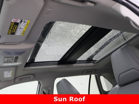 Used 2024 Toyota RAV4 Limited image 27