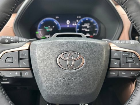 New 2026 Toyota Grand Highlander AWD Hybrid image 27