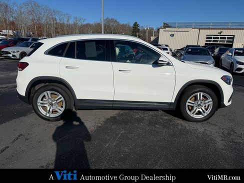 Certified 2023 Mercedes-Benz GLA 250 4MATIC image 9