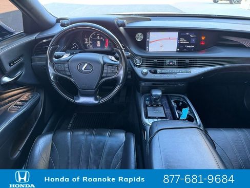 Used 2018 Lexus LS 500 AWD w/ Luxury Package image 9
