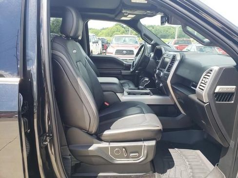 Used 2015 Ford F150 Platinum w/ Equipment Group 701A Luxury AWD/4WD image 20