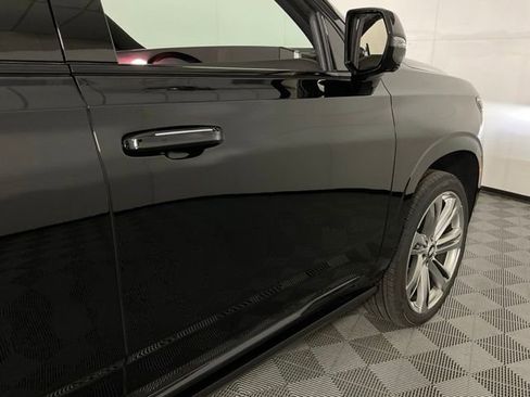 New 2026 Cadillac Escalade ESV Sport w/ Touring Package AWD/4WD image 7
