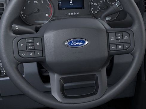 New 2025 Ford F550 XLT image 12