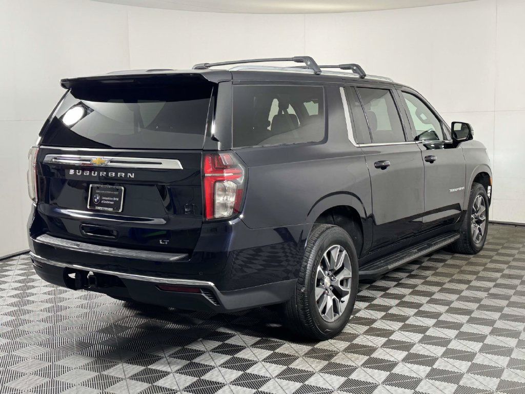 Used 2022 Chevrolet Suburban LT w/ LT Signature Package AWD/4WD image 10