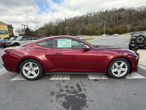 New 2026 Ford Mustang Coupe image 4