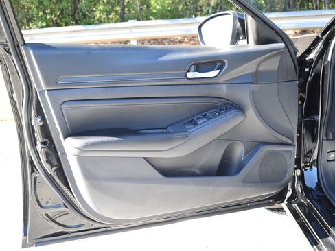 Used 2020 Nissan Altima 2.5 S image 15