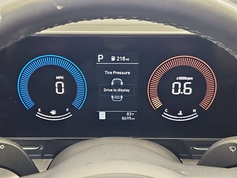 Certified 2025 Hyundai Kona SEL AWD/4WD image 15