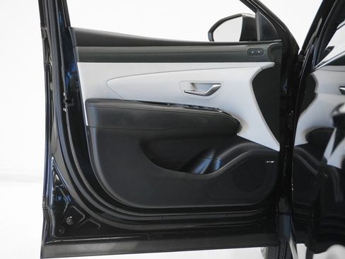 Used 2025 Hyundai Tucson Limited image 14