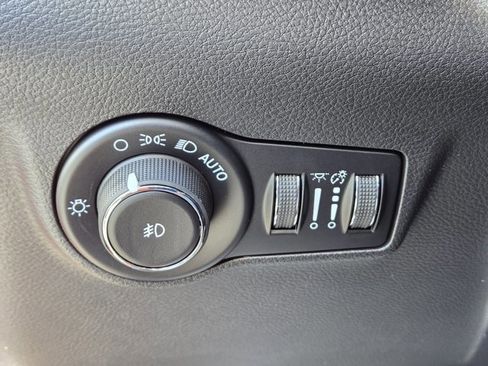 New 2026 Jeep Compass Latitude image 20