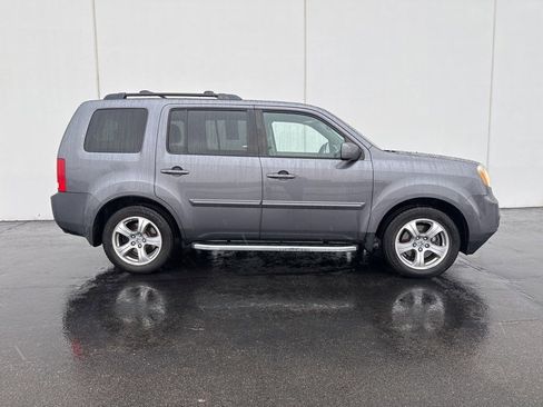 Used 2015 Honda Pilot EX image 2