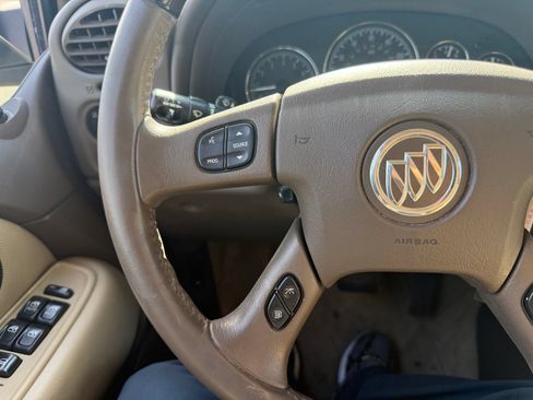 Used 2005 Buick Rainier CXL RWD image 19