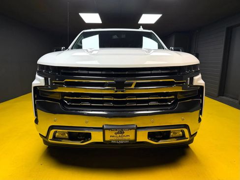 Used 2020 Chevrolet Silverado 1500 LTZ image 2