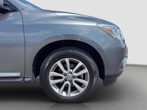 Used 2015 Nissan Pathfinder SL w/ SL Tech Package AWD/4WD image 21