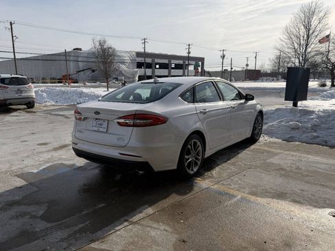 Used 2020 Ford Fusion SEL image 6