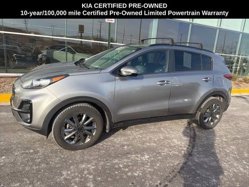 Certified 2021 Kia Sportage S w/ S AWD Premium Package image 3