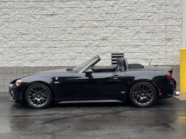 Used 2019 FIAT 124 Spider Abarth w/ Visibility Group RWD image 12