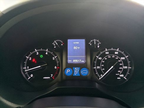 Used 2014 Lexus GX 460 w/ Preferred Accessory Package image 33