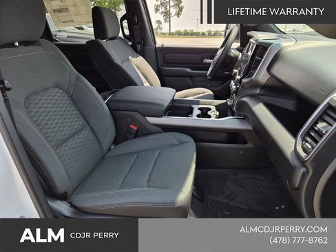 New 2026 RAM 1500 Express AWD/4WD image 14