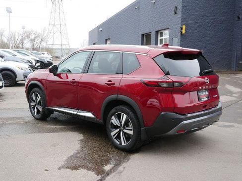 Certified 2023 Nissan Rogue SL w/ SL Premium Package image 5