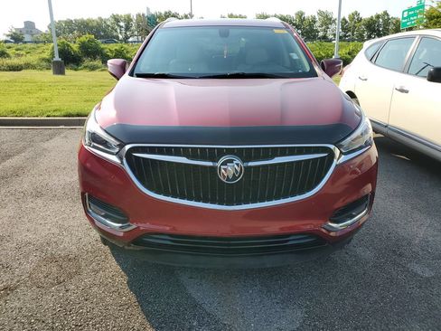Used 2020 Buick Enclave Essence w/ Sound and Sites Package FWD image 4
