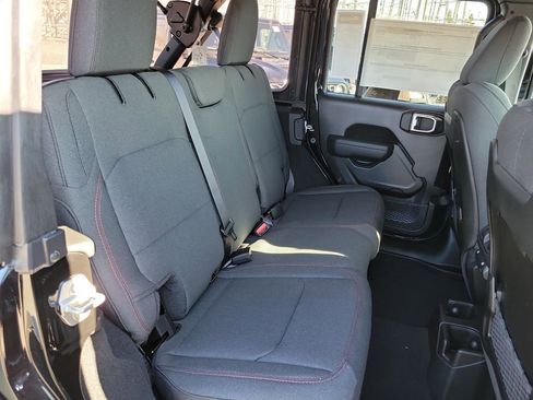 New 2026 Jeep Wrangler Unlimited Rubicon image 20
