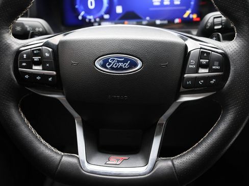Used 2023 Ford Explorer ST w/ Equipment Group 401A AWD/4WD image 19