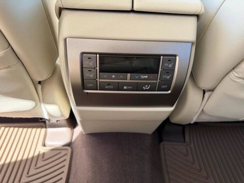 Used 2016 Lexus GX 460 Luxury AWD/4WD image 37
