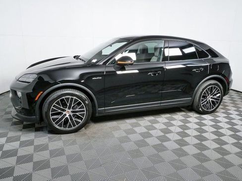 New 2026 Porsche Macan Electric image 2