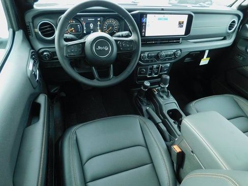 New 2026 Jeep Gladiator Sport AWD/4WD image 12