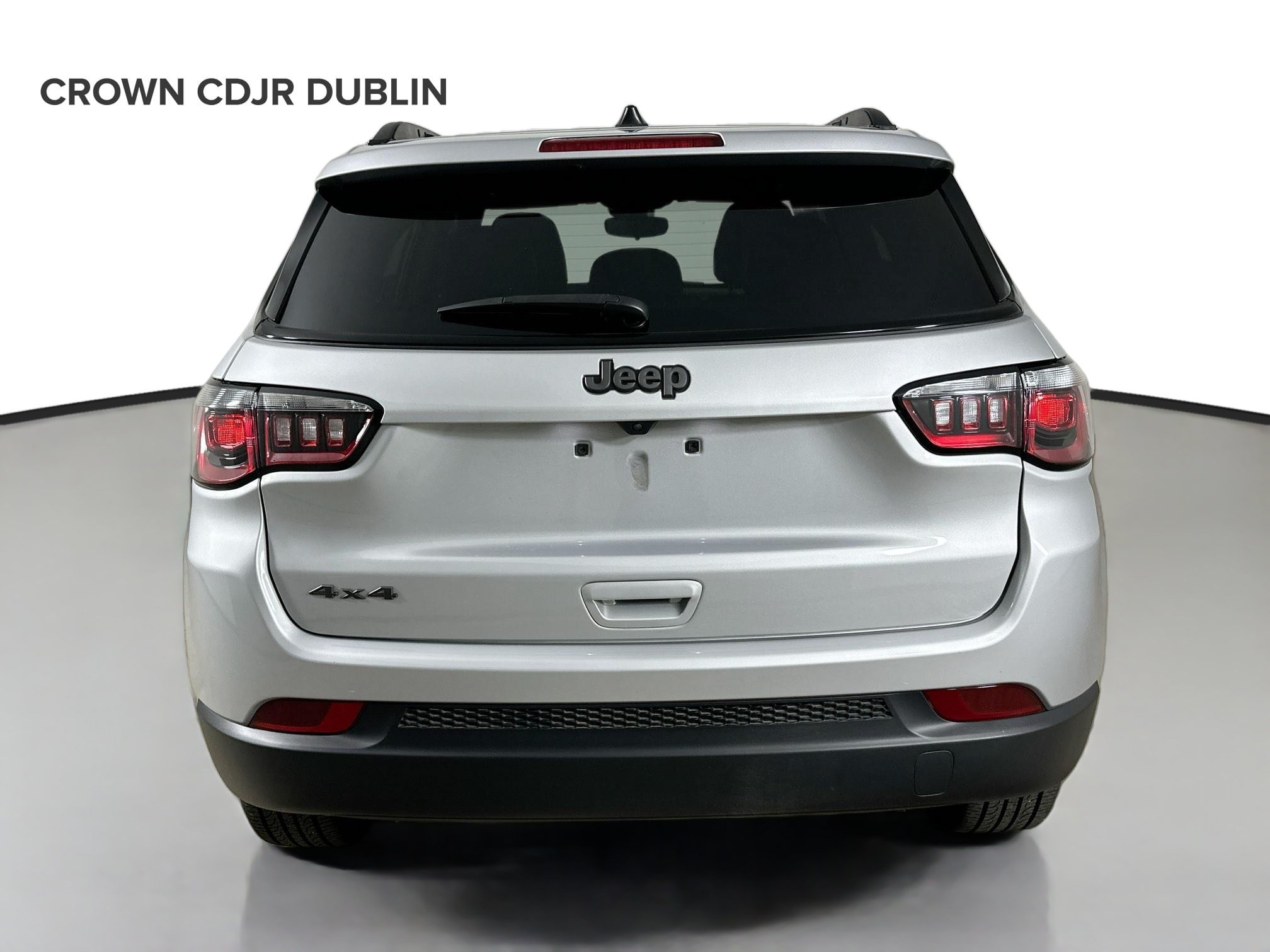 Used 2026 Jeep Compass Latitude AWD/4WD image 6