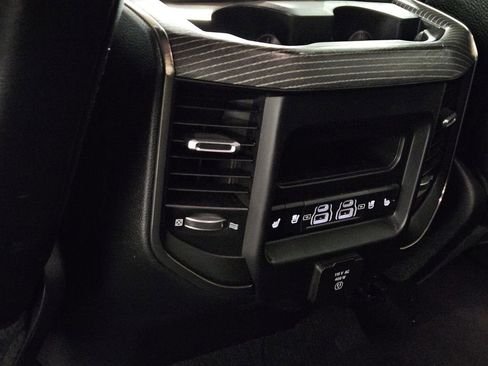 Used 2021 RAM 1500 Limited AWD/4WD image 22