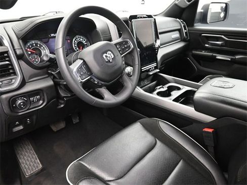 Used 2025 RAM 1500 Laramie image 12