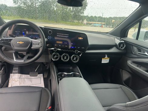 New 2025 Chevrolet Blazer EV LT image 20