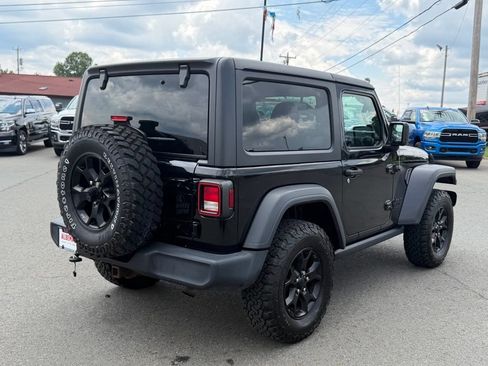 Used 2020 Jeep Wrangler Sport AWD/4WD image 4