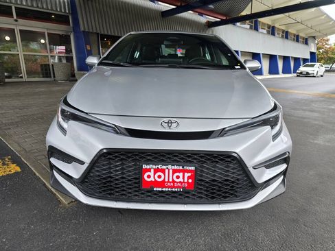 Used 2024 Toyota Corolla XSE FWD image 2