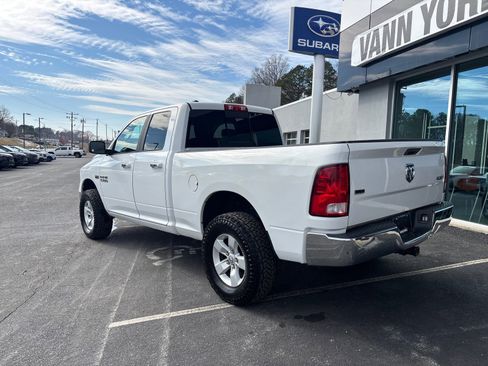 Used 2017 RAM 1500 Classic SLT image 2