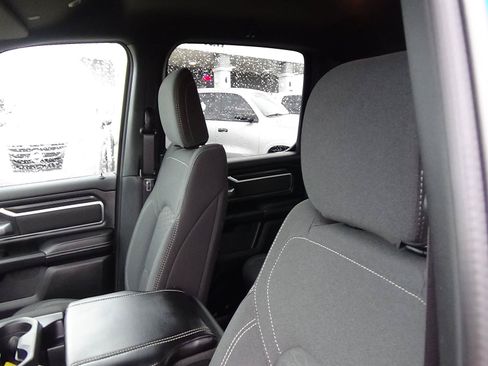 Certified 2025 RAM 1500 Big Horn AWD/4WD image 16
