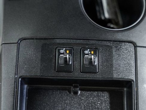 Used 2016 Toyota Camry XLE image 20