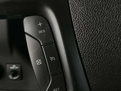 Used 2016 Chevrolet Express 3500 image 28