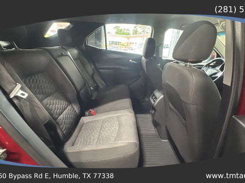Used 2019 Chevrolet Equinox LT w/ Driver Convenience Package FWD image 17
