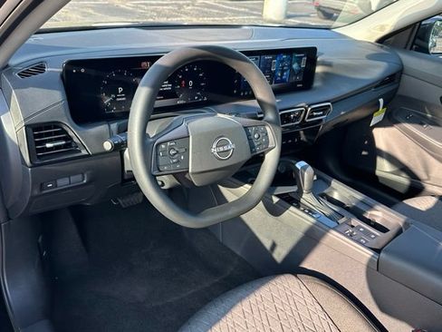 Used 2026 Nissan Sentra SV w/ Floor Mat Package FWD image 29