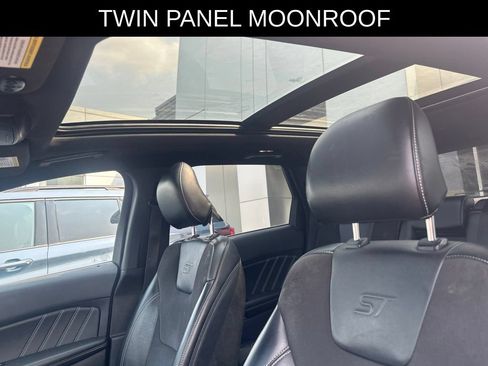 Used 2019 Ford Edge ST w/ Equipment Group 401A AWD/4WD image 17
