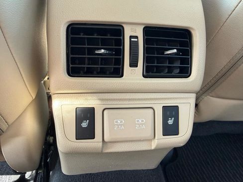 Used 2019 Subaru Outback 2.5i Limited image 16