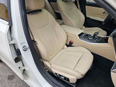 Used 2021 BMW 330i xDrive Sedan w/ Convenience Package image 34