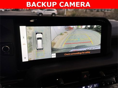 Certified 2025 Toyota Land Cruiser Base image 4