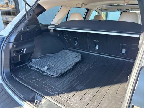 Used 2018 Subaru Outback 2.5i Limited w/ Popular Package #2 image 61