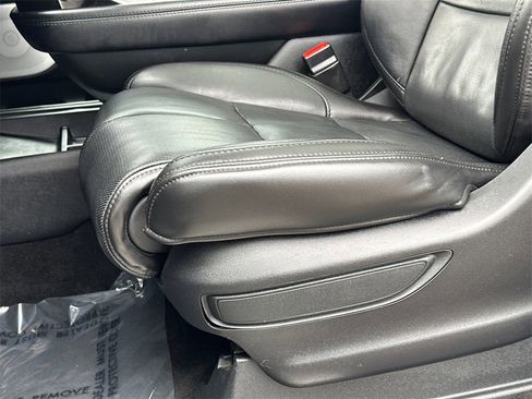 Used 2021 Lincoln Navigator Reserve image 22